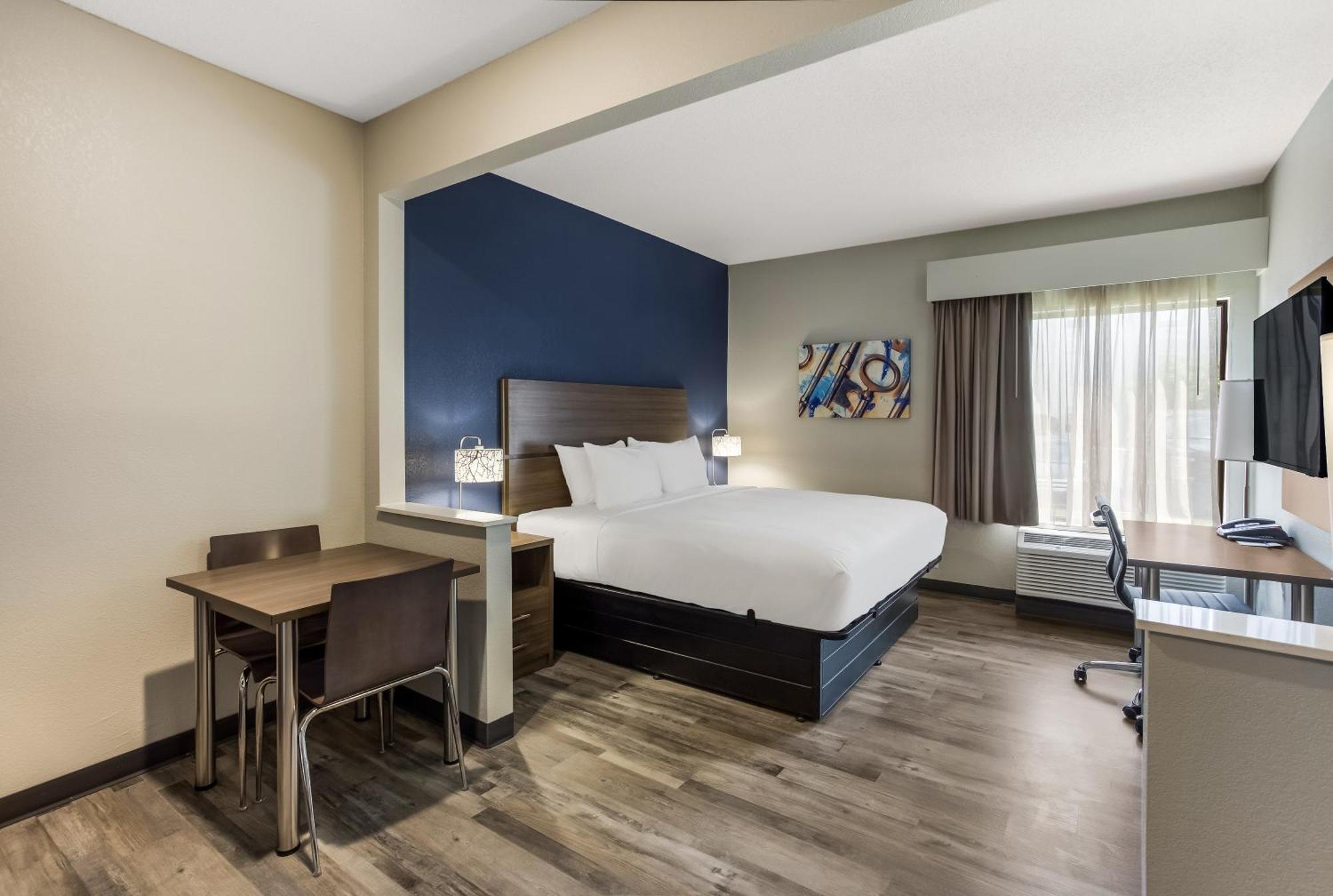 Magnuson Hotel Bourbonnais Extérieur photo
